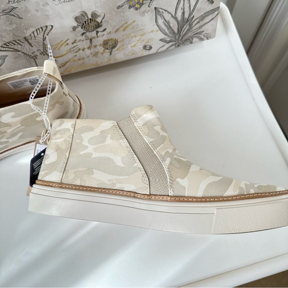 New Toms Bryce Egret Camo Print Canvas Ankle Sneakers Size 9.5 - Picture 13 of 14